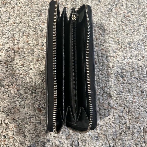 Coach Handbag - Picture 3 of 3